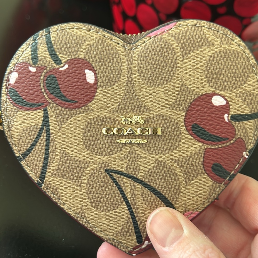 Coach NWT Heart Coin Case In Signature Canvas With Cherry Print - Picture 10 of 14
